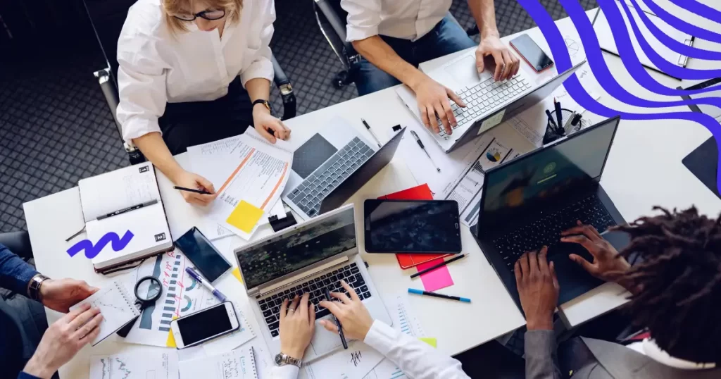 Contratar rápido resolve agora, mas acertar na contratação em startups sustenta crescimento.